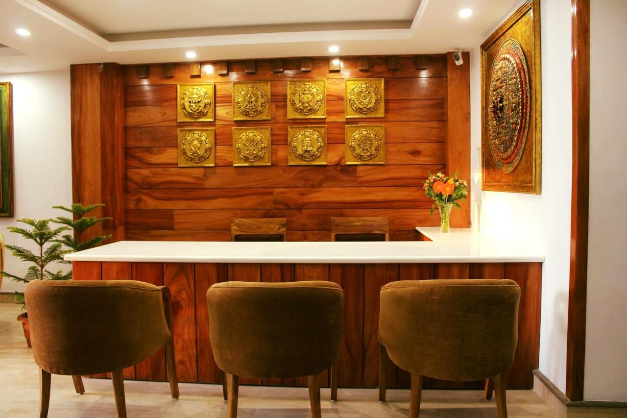 The Denzong Shangrila Gangtok Exterior photo
