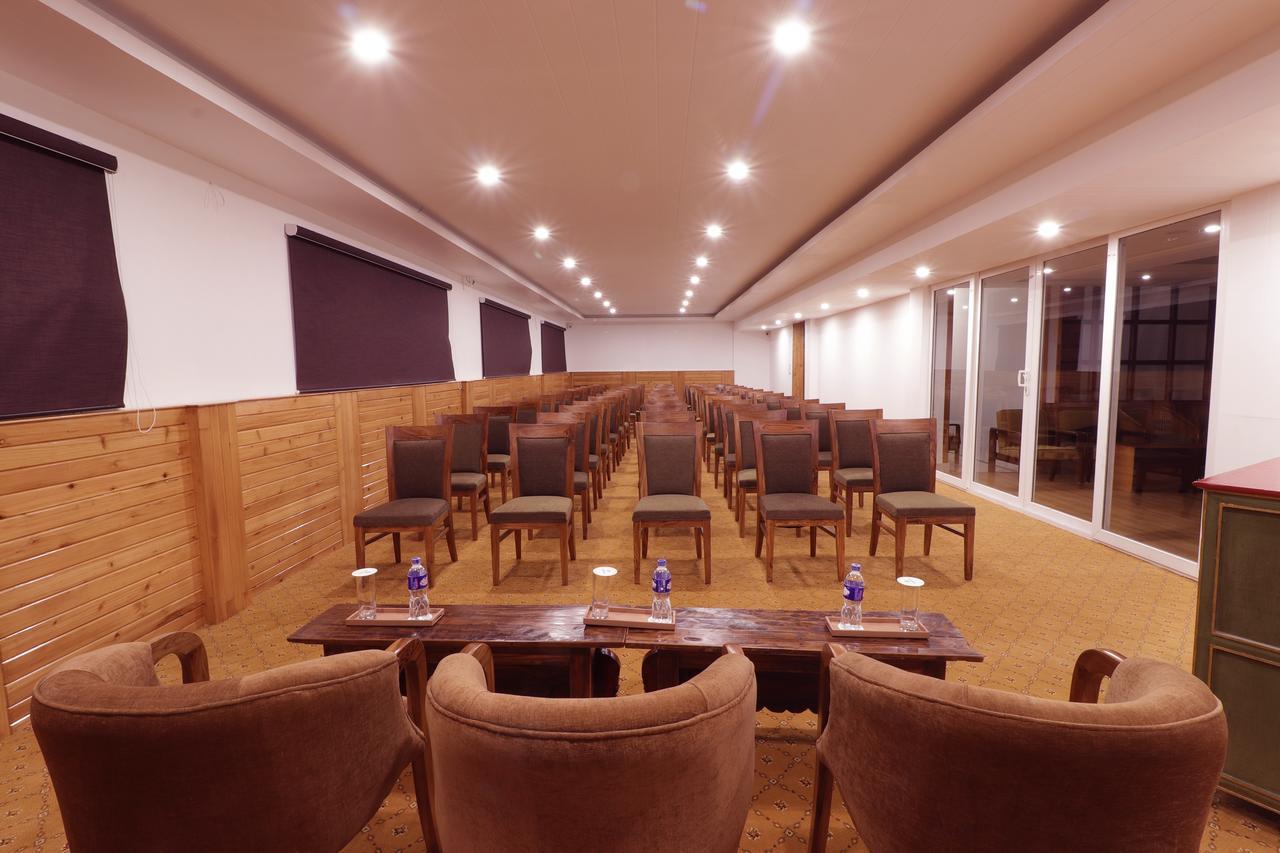 The Denzong Shangrila Gangtok Exterior photo
